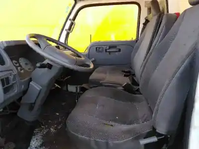 Veicolo di demolizione nissan cabstar e 3.0 d dell'anno 2001 alimentato bd30d