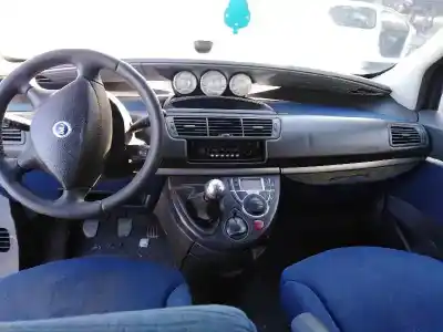 Veículo de Sucata fiat ulysse (179) 2.2 jtd admiral do ano 2006 alimentado 4hw