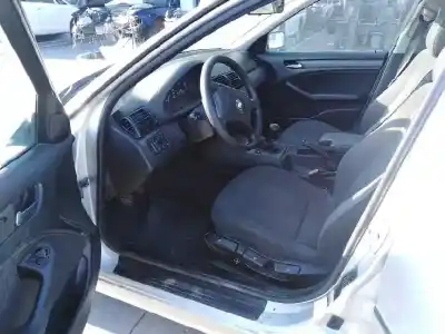 Veículo de Sucata bmw serie 3 touring (e46) 2.0 16v diesel cat do ano 2001 alimentado 204d1