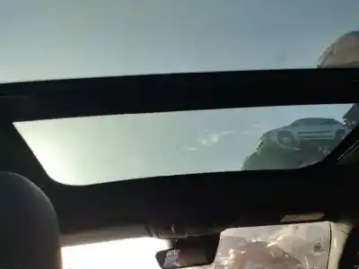 Veicolo di demolizione infiniti qx30 2.2 d awd dell'anno 2016 alimentato 651930