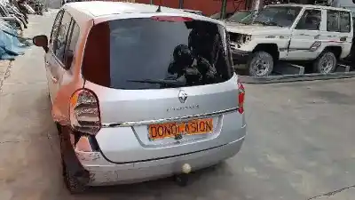 Véhicule à la ferraille renault grand modus dynamique de l'année 2008 alimenté k9k766