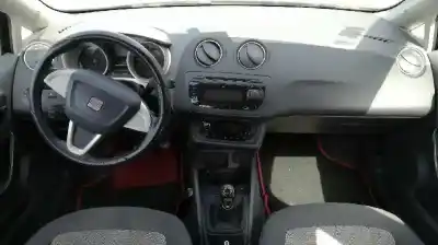 Veículo de Sucata seat ibiza (6j5) 1.9 tdi do ano 2009 alimentado bls