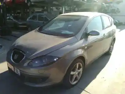 Scrapping Vehicle seat toledo (5p2) sport-up of the year 2006 powered bmn