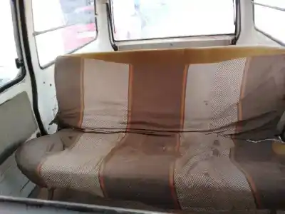 Veicolo di demolizione nissan vanette (c 220) 2.0 diesel dell'anno 1986 alimentato ld20