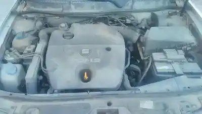 Veículo de Sucata seat leon (1m1) stella do ano 2000 alimentado agr