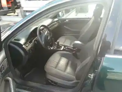 Veículo de Sucata audi a6 berlina (4b2) 2.5 v6 24v tdi do ano 2000 alimentado afb