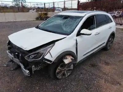 Scrapping Vehicle kia niro e-niro drive of the year 2020 powered em16