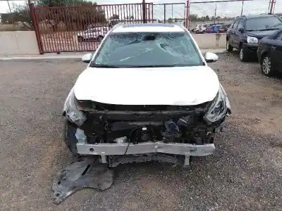 Scrapping Vehicle kia niro e-niro drive of the year 2020 powered em16