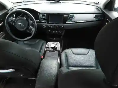 Scrapping Vehicle kia niro e-niro drive of the year 2020 powered em16