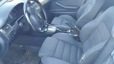 Véhicule à la ferraille audi a6 berlina (4b2) 2.5 tdi de l'année 2000 alimenté ake