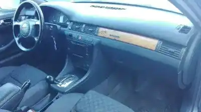 Véhicule à la ferraille audi a6 berlina (4b2) 2.5 tdi de l'année 2000 alimenté ake