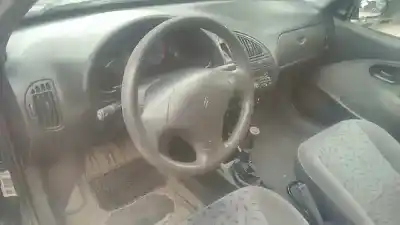 Veículo de Sucata citroen saxo 1.5 diesel do ano 2000 alimentado vjz (tud5)