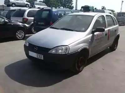 Veicolo di demolizione opel corsa c essentia dell'anno 2004 alimentato z13dt