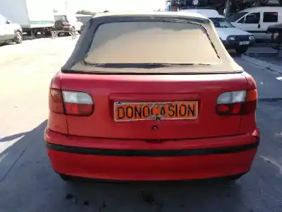 Veículo de Sucata fiat punto cabrio (176) 16v cabrio do ano 2000 alimentado 176b9000