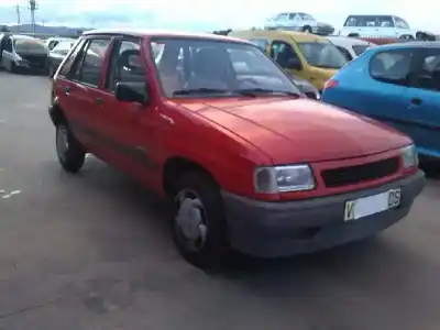 Veicolo di demolizione opel corsa a swing dell'anno 1991 alimentato 12nv