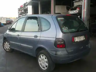 Vehicul casat renault                                            megane i scenic (ja0)                                                                                                                                                                                                                                      1.9 d rn                                                                                                                                                                                                                                                   al anului 1999 alimentat f8q790