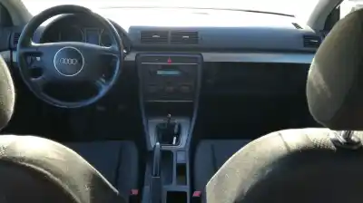 Здавання транспортного засобу audi a4 b6 (8e2) 2.0 року 2001 потужний awx