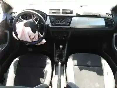 Vehicul casat skoda fabia combi 1.0 mpi al anului 2017 alimentat chyb