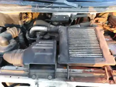 Sloopvoertuig hyundai h 1 2.5 turbodiesel van het jaar 2003 aangedreven d4bh