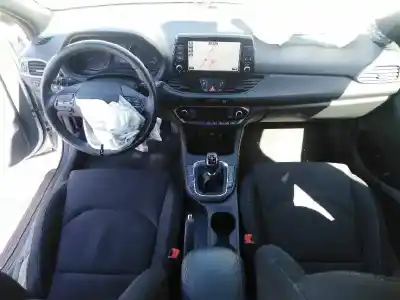 Veicolo di demolizione hyundai i30 fastback tecno dell'anno 2018 alimentato d4fb