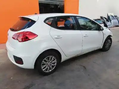 Veículo de Sucata kia cee´d (jd) 1.4 cvvt do ano 2017 alimentado g4lc