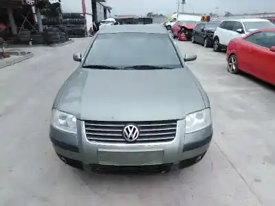 Veículo de Sucata volkswagen passat b5.5 (3b3) 1.9 tdi do ano 2002 alimentado avf