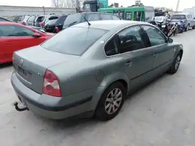 Veículo de Sucata volkswagen passat b5.5 (3b3) 1.9 tdi do ano 2002 alimentado avf