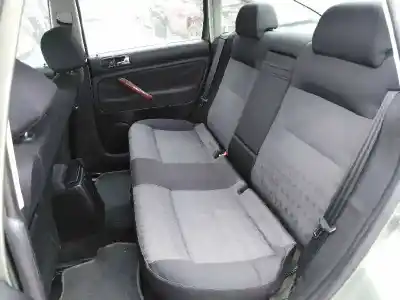 Veículo de Sucata volkswagen passat b5.5 (3b3) 1.9 tdi do ano 2002 alimentado avf