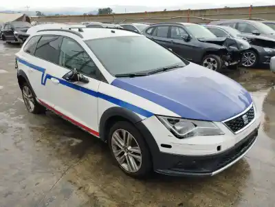 Vehicul casat SEAT LEON ST (5F8) 2.0 TDI al anului 2018 alimentat DCYA