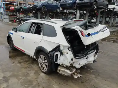 Vehicul casat seat leon st (5f8) 2.0 tdi al anului 2018 alimentat dcya