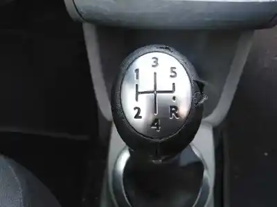 Veículo de Sucata renault modus 1.5 dci diesel do ano 2004 alimentado k9k750