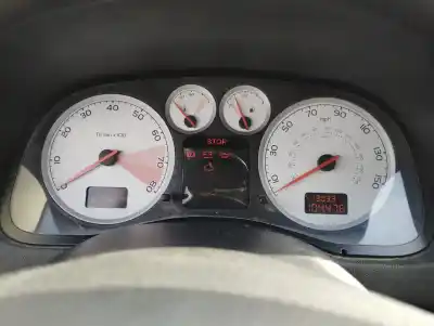 Veículo de Sucata peugeot 307 cc (s1) 2.0 do ano 2005 alimentado rfn