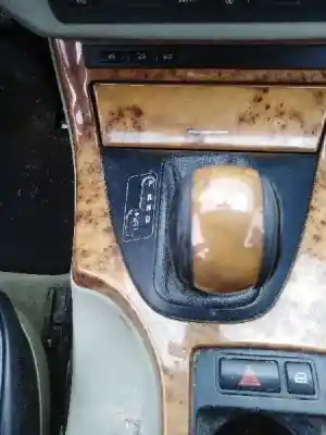 Veículo de Sucata bmw x5 (e53) 4.4 i do ano 2001 alimentado 448s2