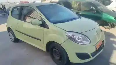 Veículo de Sucata RENAULT TWINGO Dynamique do ano 2007 alimentado K9K740