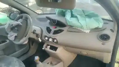 Vehicul casat renault twingo dynamique al anului 2007 alimentat k9k740