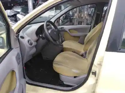 Veículo de Sucata fiat panda (169) 1.3 16v jtd dynamic do ano 2005 alimentado 188a8000