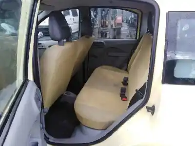 Veículo de Sucata fiat panda (169) 1.3 16v jtd dynamic do ano 2005 alimentado 188a8000