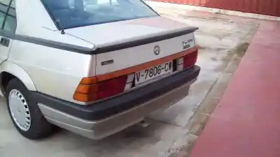 Sloopvoertuig alfa romeo 75 2.0 van het jaar 1989 aangedreven ar06224