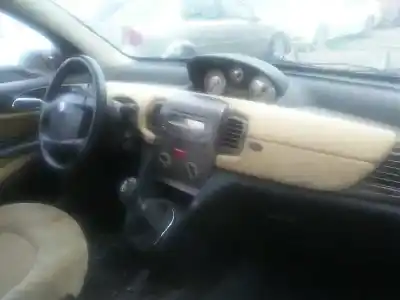 Veículo de Sucata lancia ypsilon (101) 1.2 8v do ano 2003 alimentado 188a4000