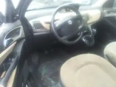 Здавання транспортного засобу lancia ypsilon (101) 1.2 8v року 2003 потужний 188a4000