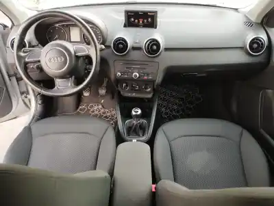 Veículo de Sucata audi a1 (8x) 1.6 tdi do ano 2013 alimentado cayc