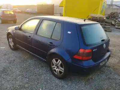 Veículo de Sucata volkswagen golf iv (1j1) 1.6 16v do ano 2001 alimentado azd