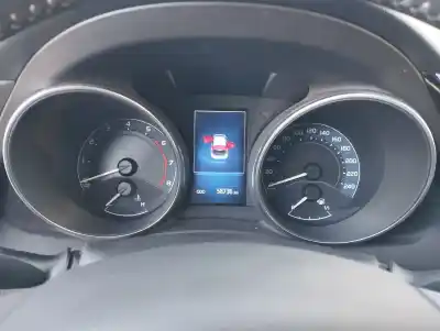 Veículo de Sucata toyota auris (_e18_) 1.2 (nre185_) do ano 2017 alimentado 8nr