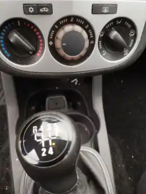 Veicolo di demolizione opel corsa d 1.3 16v cdti dell'anno 2013 alimentato a13dtc