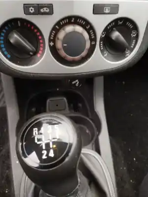 Veículo de Sucata opel corsa d 1.3 16v cdti do ano 2013 alimentado a13dtc