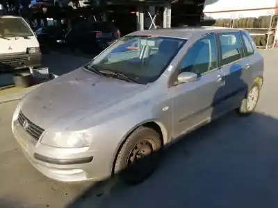 Veicolo di demolizione fiat stilo (192) 1.9 jtd cat dell'anno 2002 alimentato 192a1000