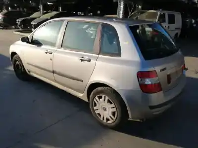 Veicolo di demolizione fiat stilo (192) 1.9 jtd cat dell'anno 2002 alimentato 192a1000