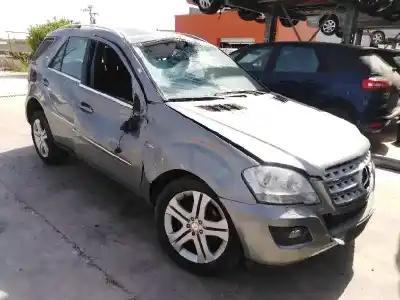 Vehículo de desguace MERCEDES CLASE M 3.0 CDI del año 2010 con motor 642820