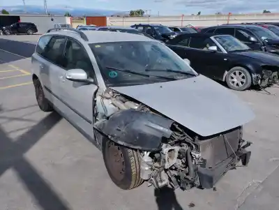 Vehículo de desguace VOLVO V50 FAMILIAR 1.8 Kinetic del año 2006 con motor B4184S11