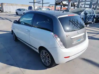 Veículo de Sucata lancia ypsilon (101) 1.3 jtd 16v do ano 2007 alimentado 843a2000